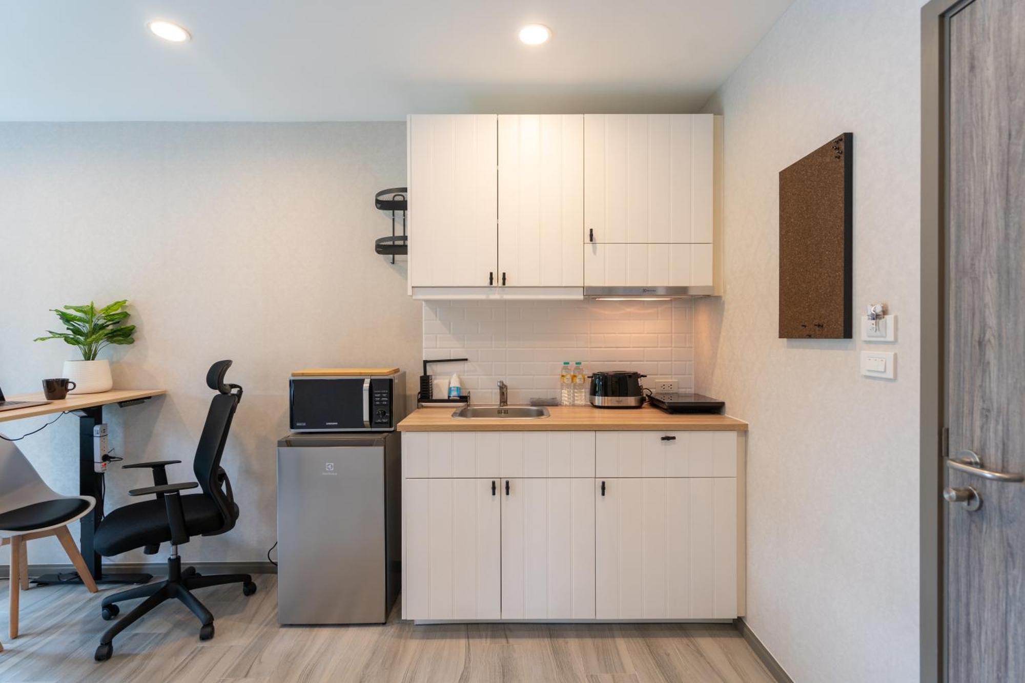 The Title Residencies Naiyang Beach Nai Yang Экстерьер фото