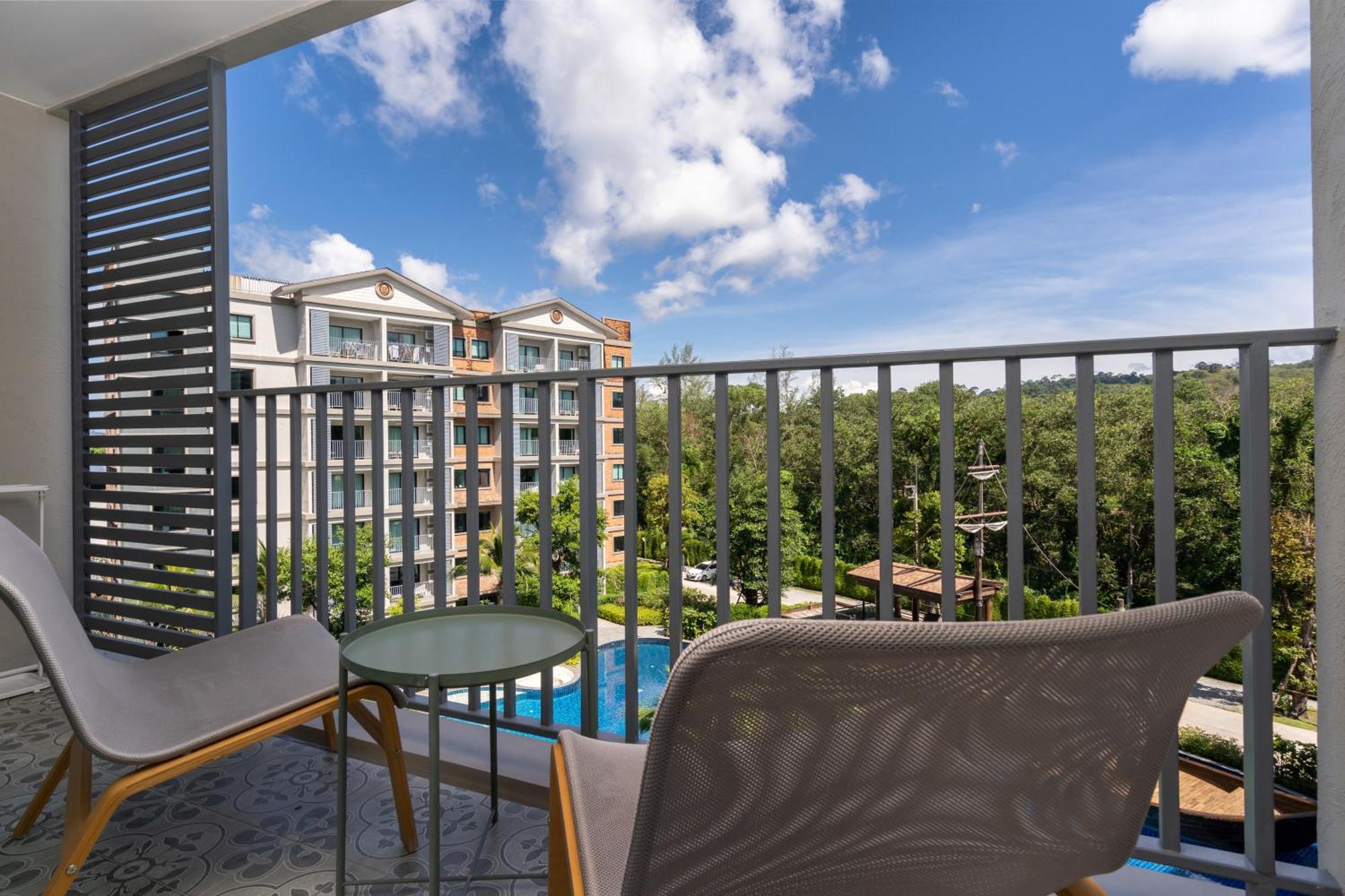 The Title Residencies Naiyang Beach Nai Yang Экстерьер фото