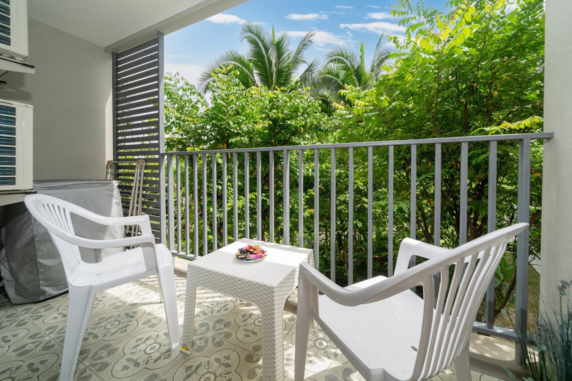 The Title Residencies Naiyang Beach Nai Yang Экстерьер фото
