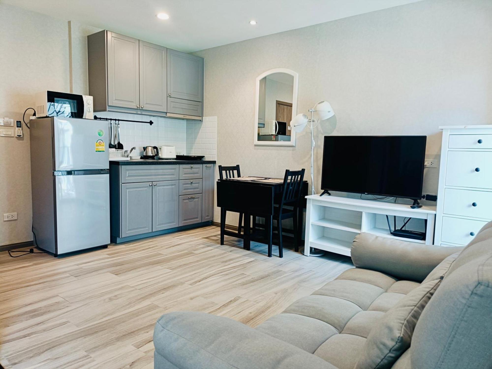 The Title Residencies Naiyang Beach Nai Yang Экстерьер фото